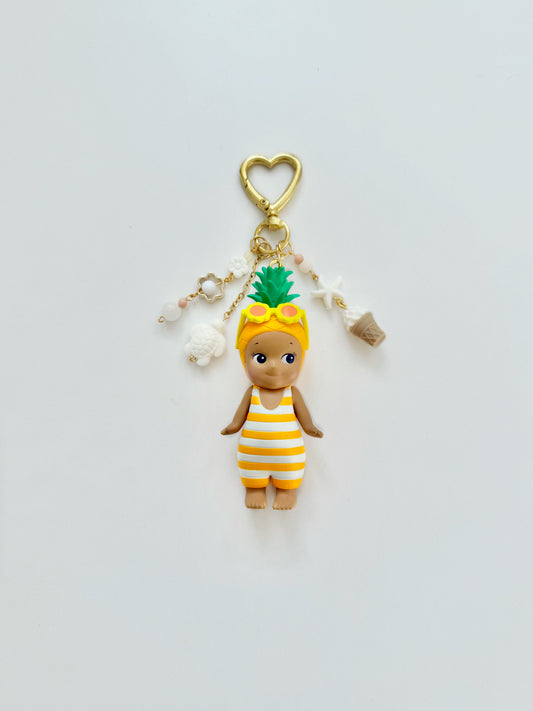 Summer Vacation Pineapple