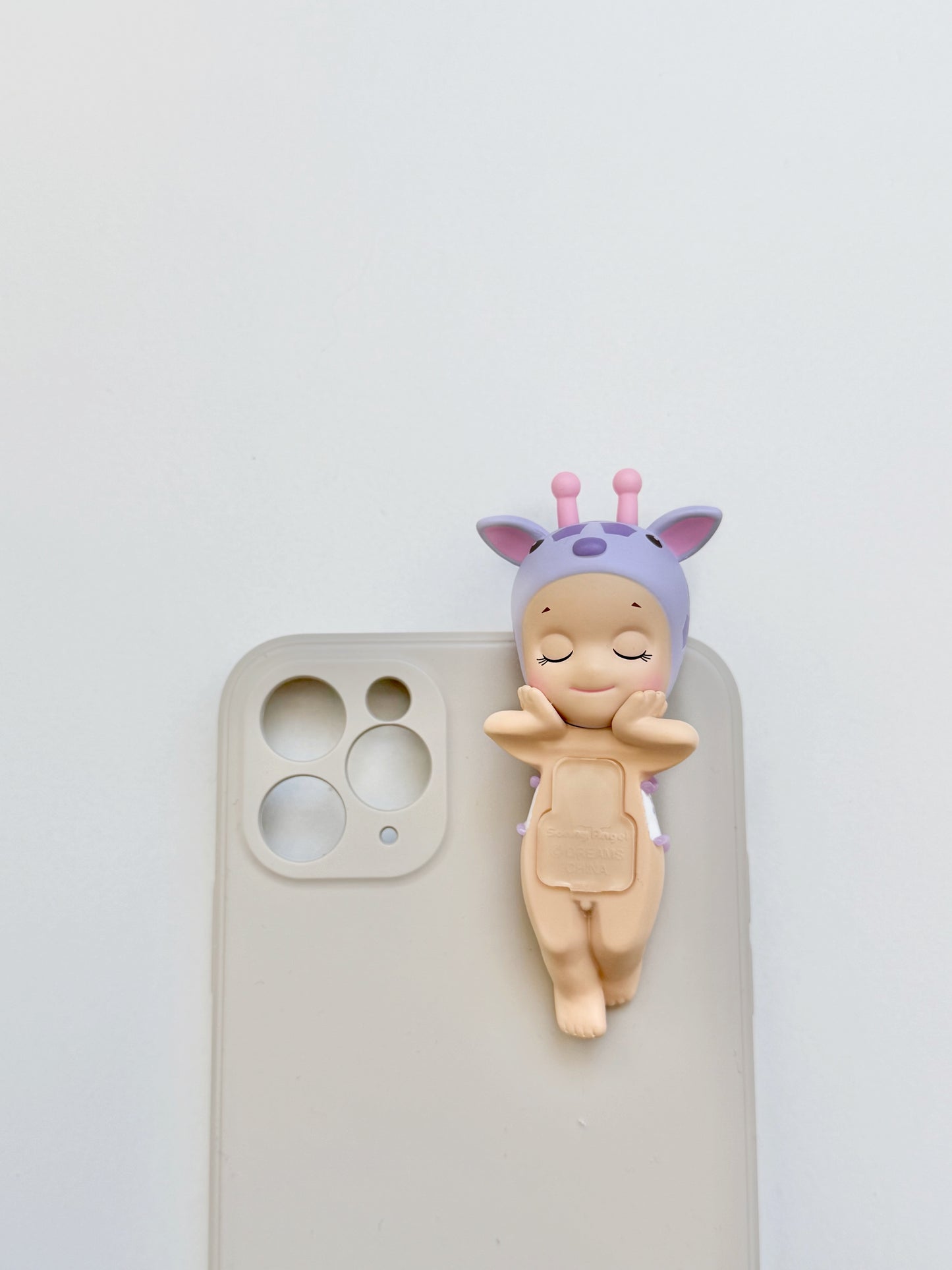 Dreaming Giraffe Hipper